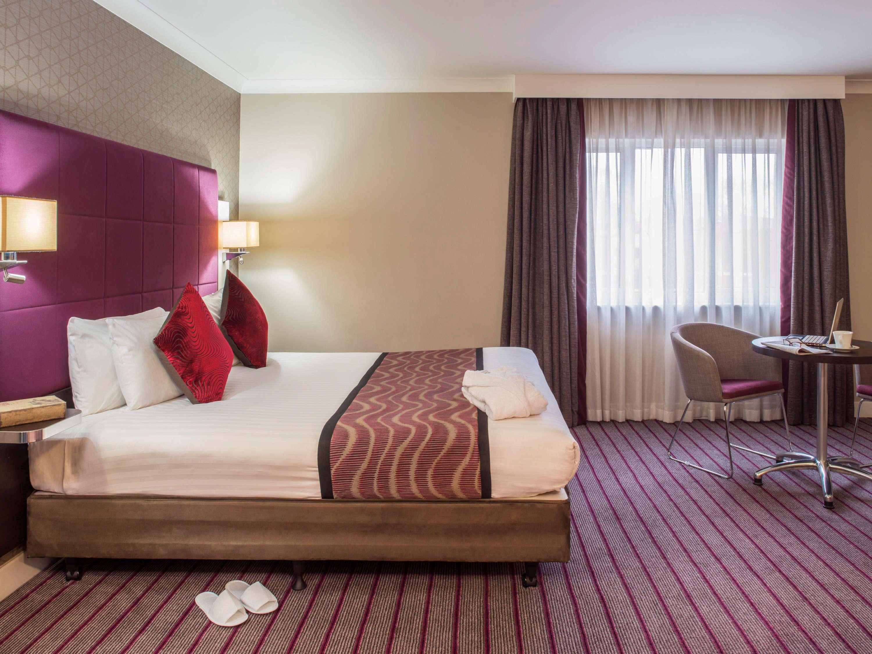 Mercure London Heathrow Airport Hillingdon Extérieur photo