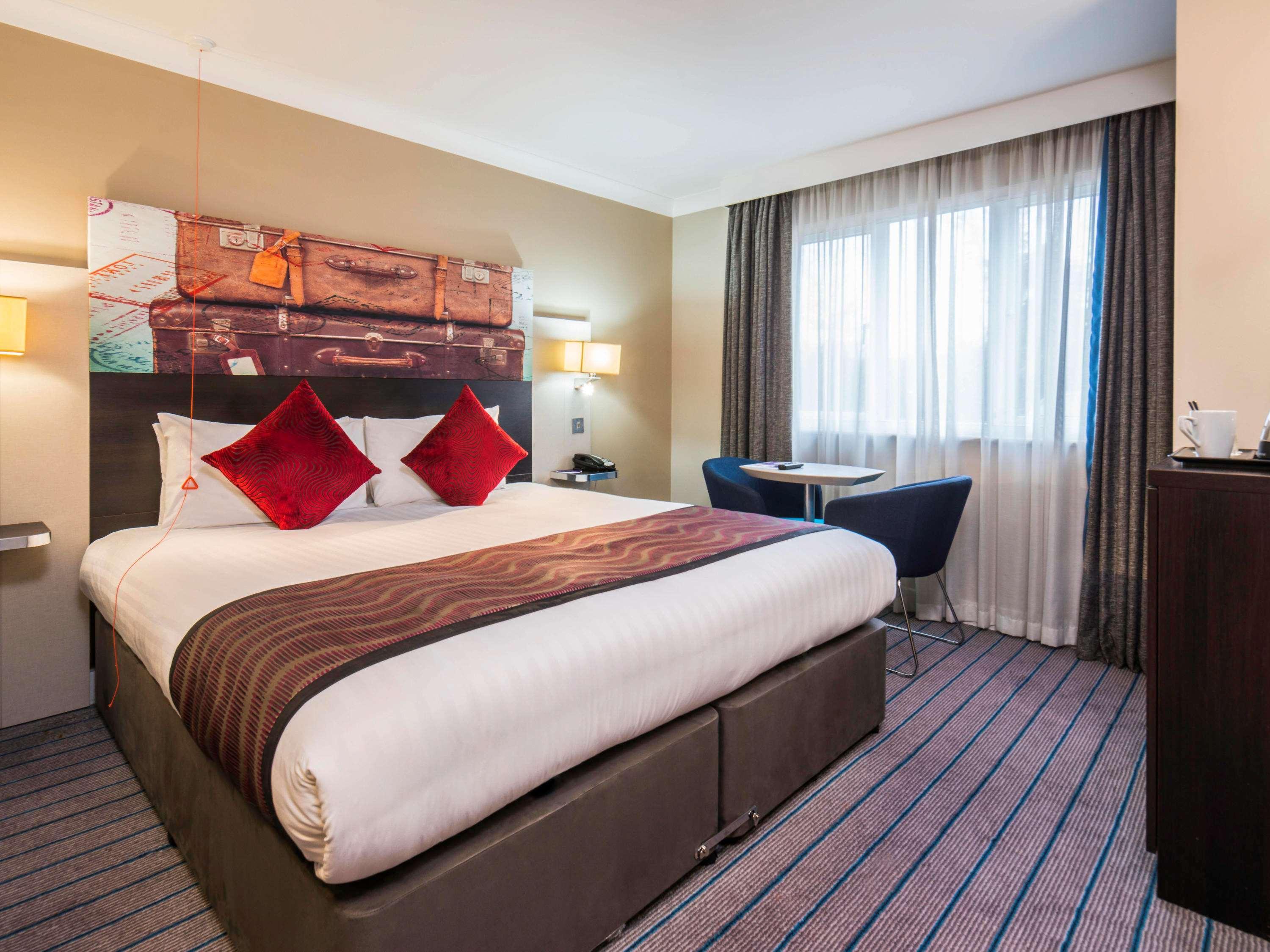 Mercure London Heathrow Airport Hillingdon Extérieur photo