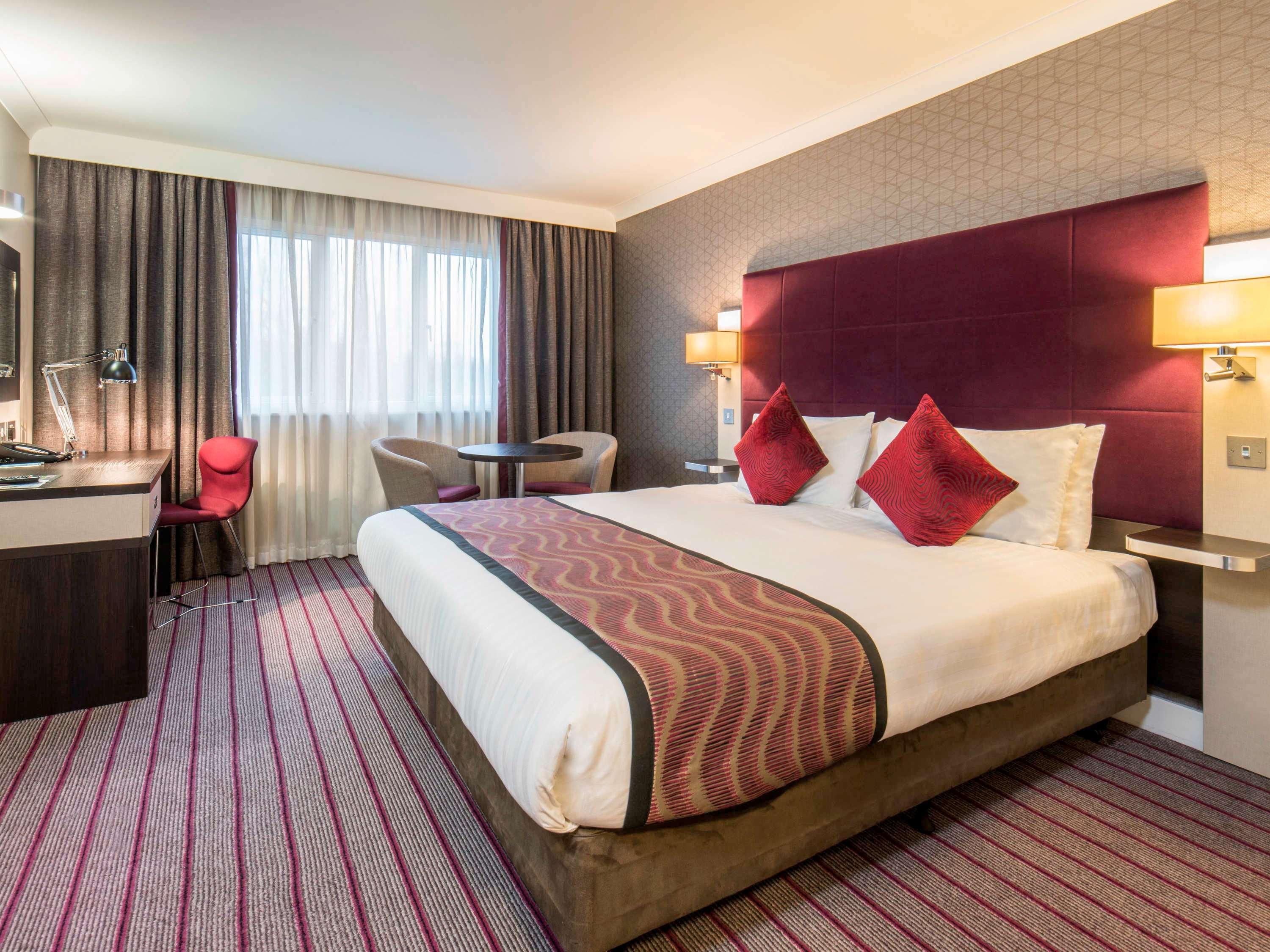 Mercure London Heathrow Airport Hillingdon Extérieur photo